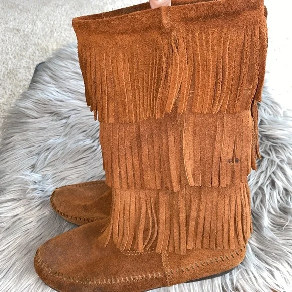 EUC Minnetonka 3 Layer Fringe Tall Pull On Boots Brown Size 9 - Picture 4 of 9